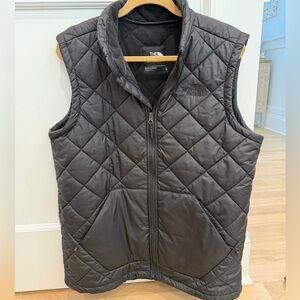 Northface Men’s Quilted Vest Black Size Large